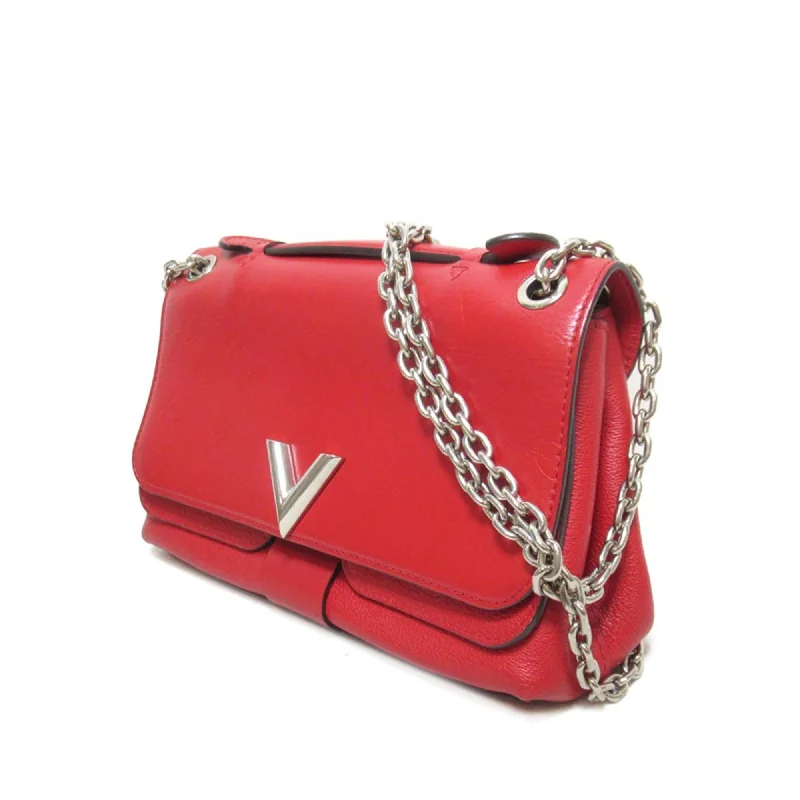 Affordable designer bag dupesLouis Vuitton Monogram Cuir Plume Ecume Very Chain Bag (c9RARW)