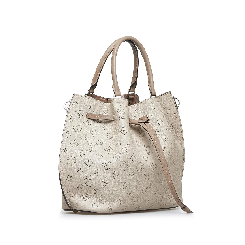 Best-selling designer bags 2025Louis Vuitton Monogram Mahina Girolata (SHG-m7CBp9)