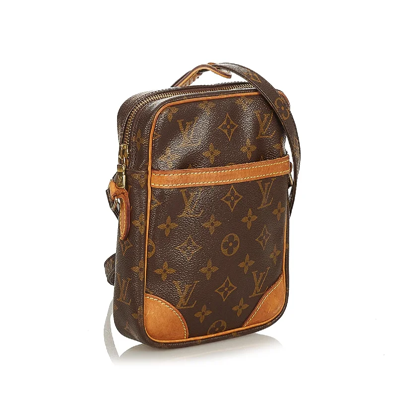 High-end designer bags for menLouis Vuitton Monogram Danube (26461)