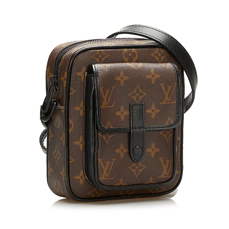 Water-resistant travel backpacksLouis Vuitton Monogram Macassar Christopher Wearable (SHG-Iwp5dc)