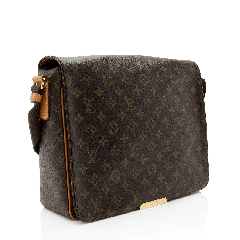 Best-selling designer bags 2025Louis Vuitton Monogram Canvas Valmy MM Messenger Bag (vusxUP)