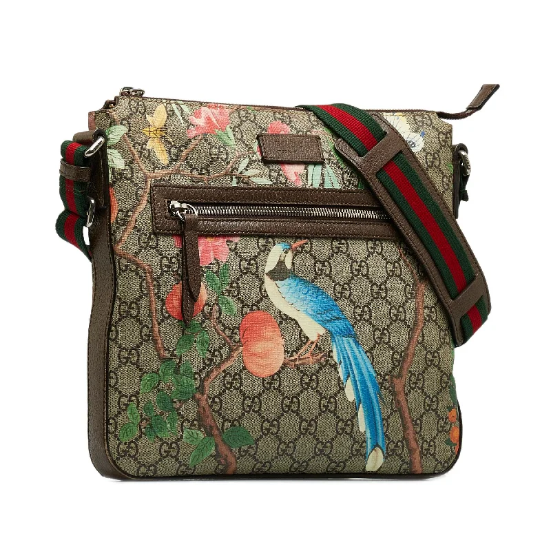 Vintage-inspired handbagsGucci GG Supreme Tian Crossbody Bag (wwlGJM)