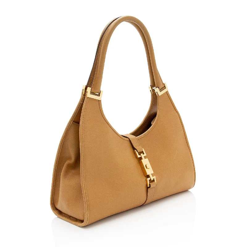 Trendy bucket bags for summerGucci Leather Bardot Shoulder Bag (nRwIbo)