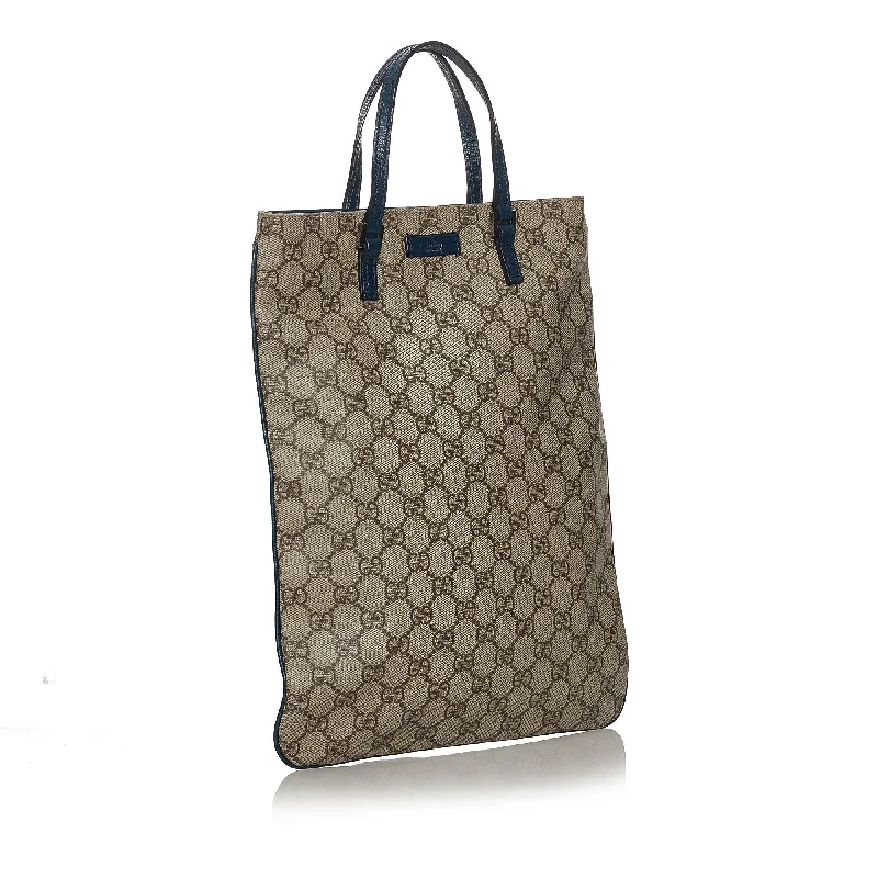 Luxury bags with chain strapsGucci GG Supreme Tote Bag (33445)