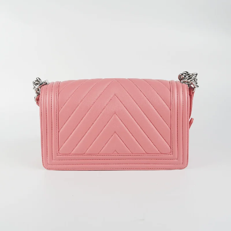 Elegant clutch bags for weddingsChanel Chevron Quilted Boy Flag Old Medium Lambskin Pink