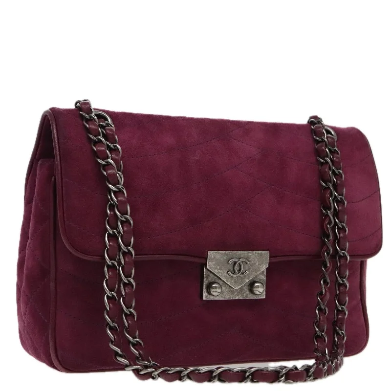 Best bags for weekend getawaysCHANEL Cruise line Chain Shoulder Bag Suede Purple CC  bs19199A