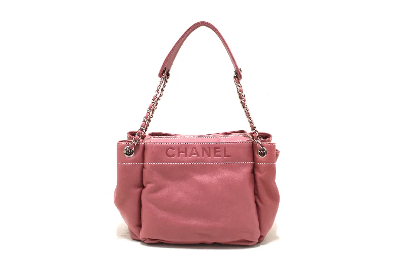 Luxury handbags 2025Chanel Pink Lambskin Leather Shoulder Bag